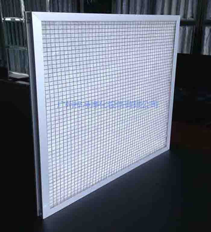 耐高溫初效過濾器也被稱為(耐高溫空氣過濾器、耐高溫粗效過濾器、耐高溫過濾網)初效耐高溫過濾器、玻纖高溫過濾器、玻纖初效高溫過濾網、烤爐高溫過濾器。